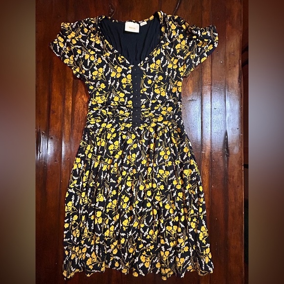 Maeve Anthropologie Summer Breeze Black & Yellow Floral Dress Size S - Picture 2 of 6